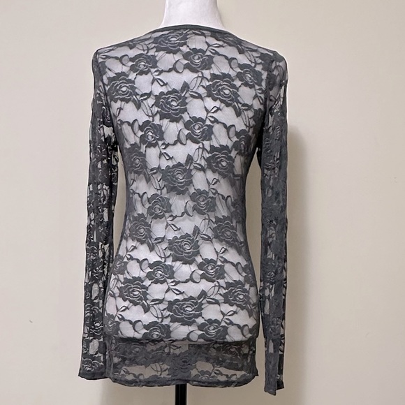 Color Story Sexy Sheer Gray Lace Roses Stretch Top Long Sleeves Pullover Top S/M - Picture 12 of 15